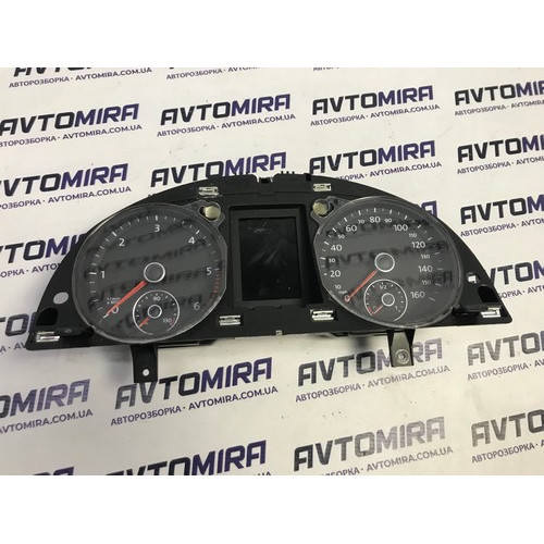 Панель приладів VW Passat B6 2.0TDI 2005-2010 3C0920971R